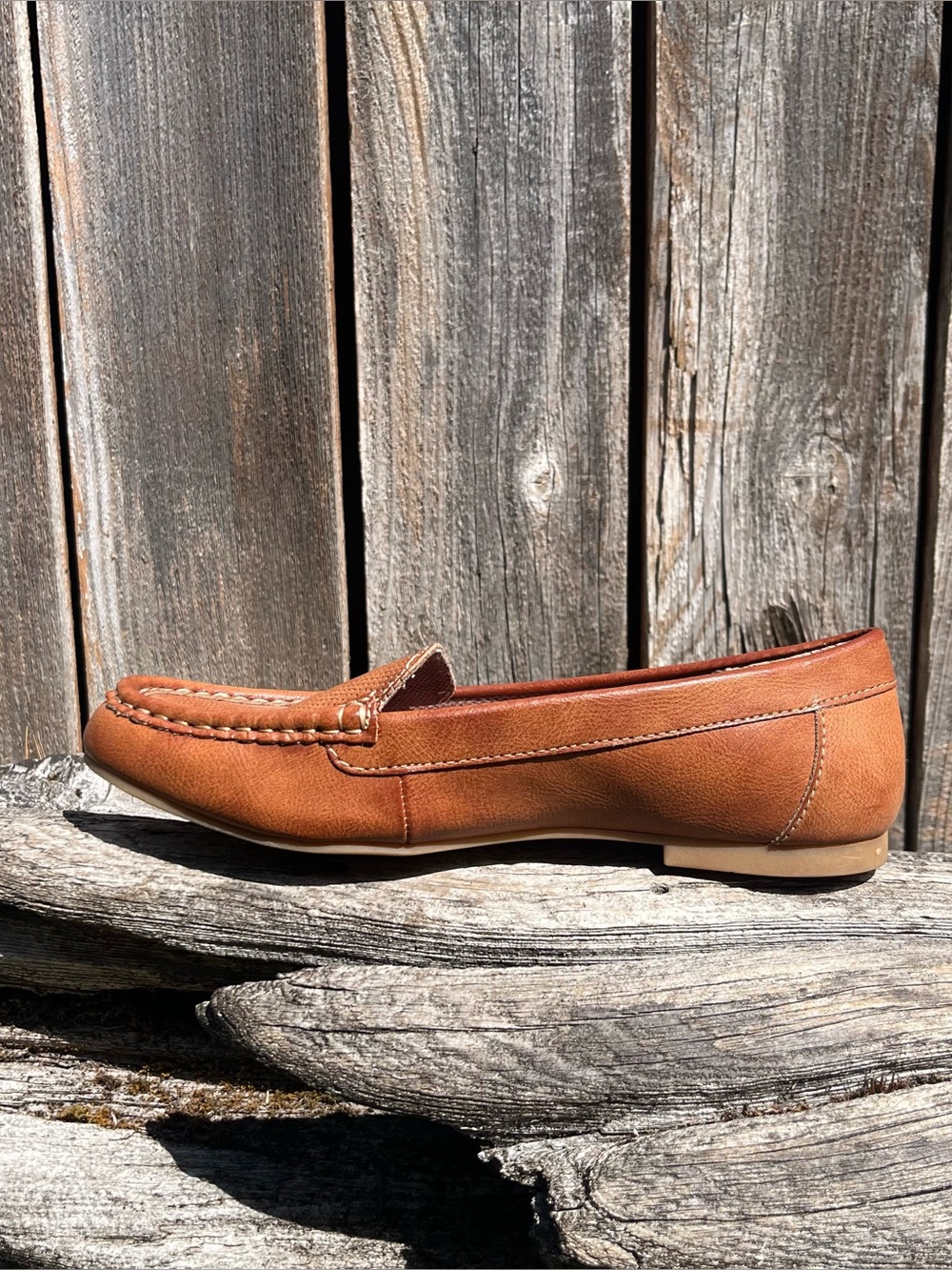 boc Jana Tan Leather Slip-On Loafers size 7.5